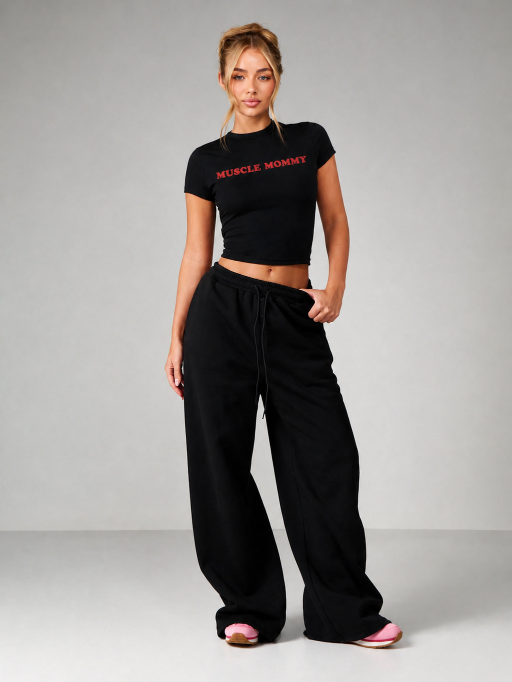 Muscle Mommy Graphic Baby Tee Black
